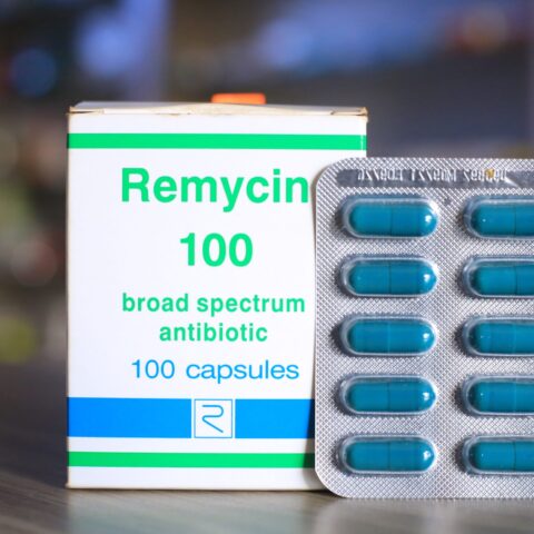 REMYCIN 100mg caps
