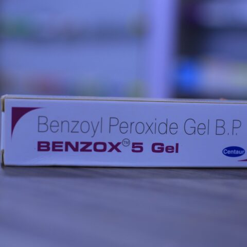 Benzoyl peroxide cream